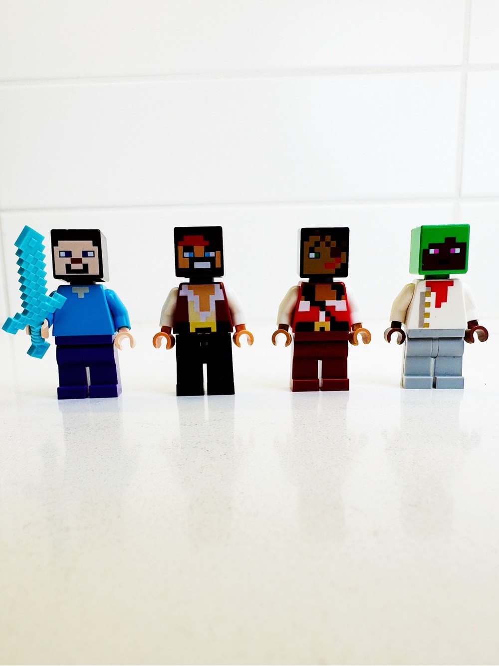 LEGO Minifig -  Minecraft Lot of 4 Minifigures